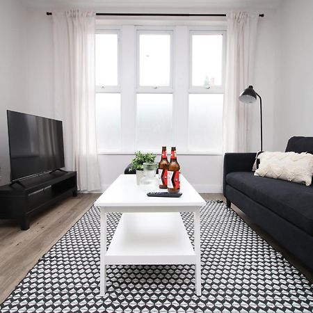 Large 5 Bedroom House - Harlequin Gardens By Ty Sa Cardiff Exteriér fotografie