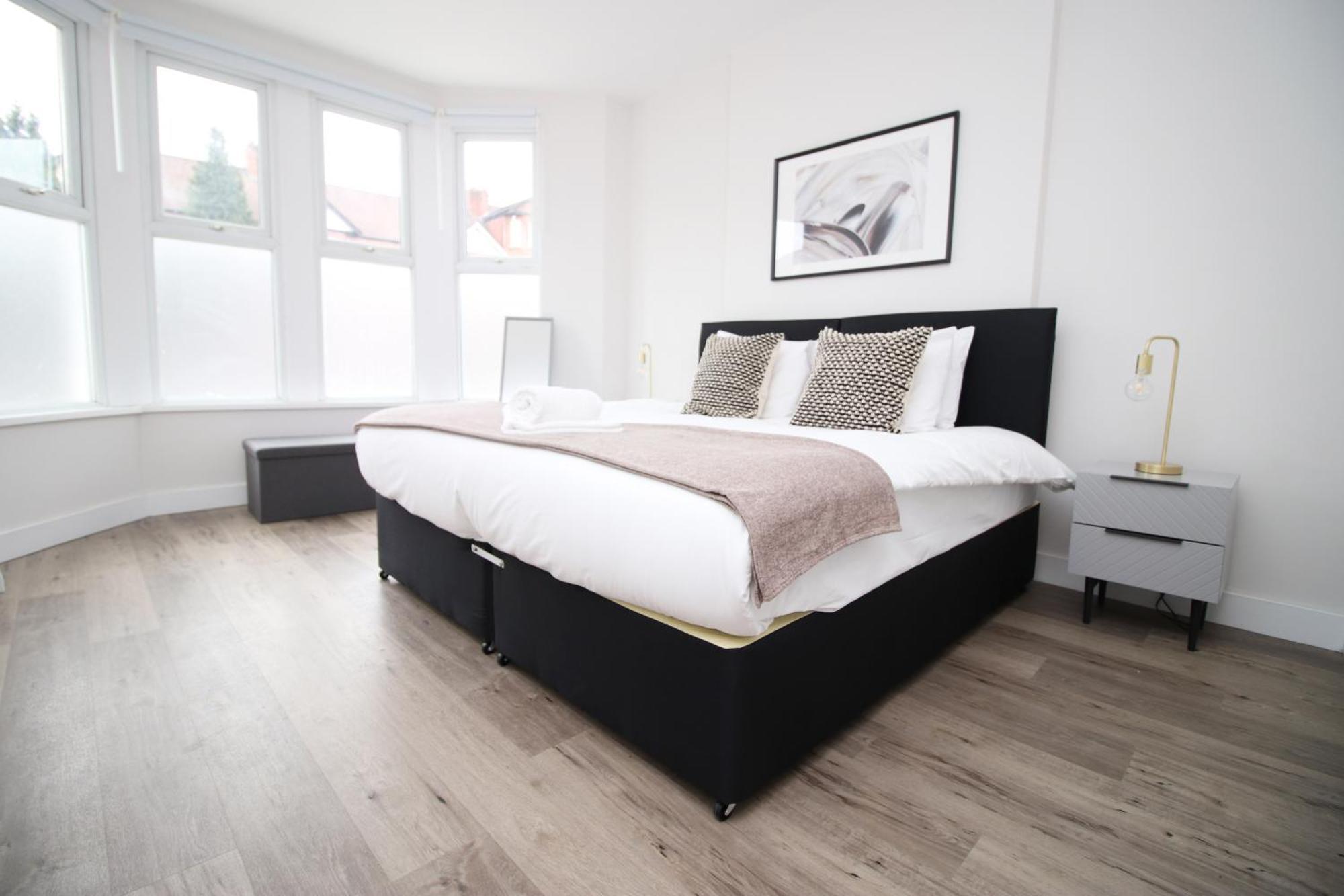 Large 5 Bedroom House - Harlequin Gardens By Ty Sa Cardiff Exteriér fotografie