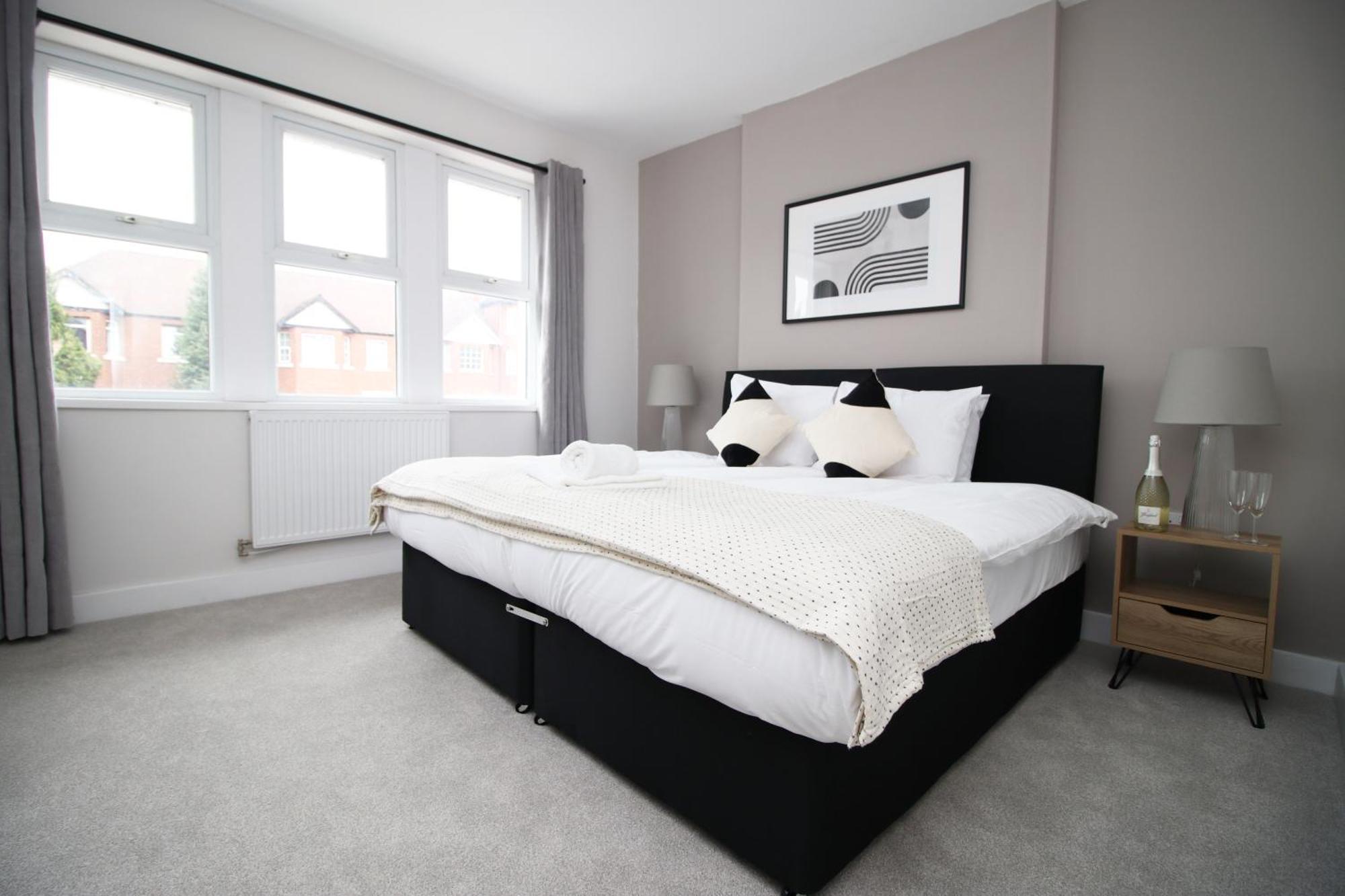 Large 5 Bedroom House - Harlequin Gardens By Ty Sa Cardiff Exteriér fotografie
